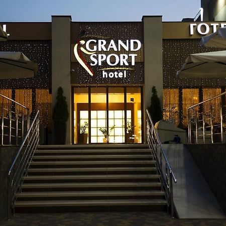 Grand Sport Hotel Brovary Eksteriør bilde