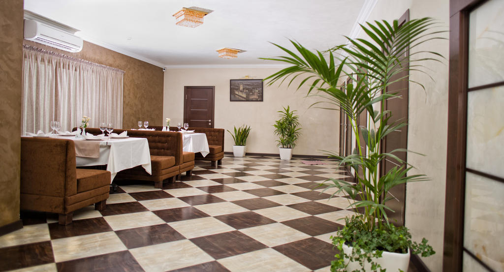 Grand Sport Hotel Brovary Eksteriør bilde