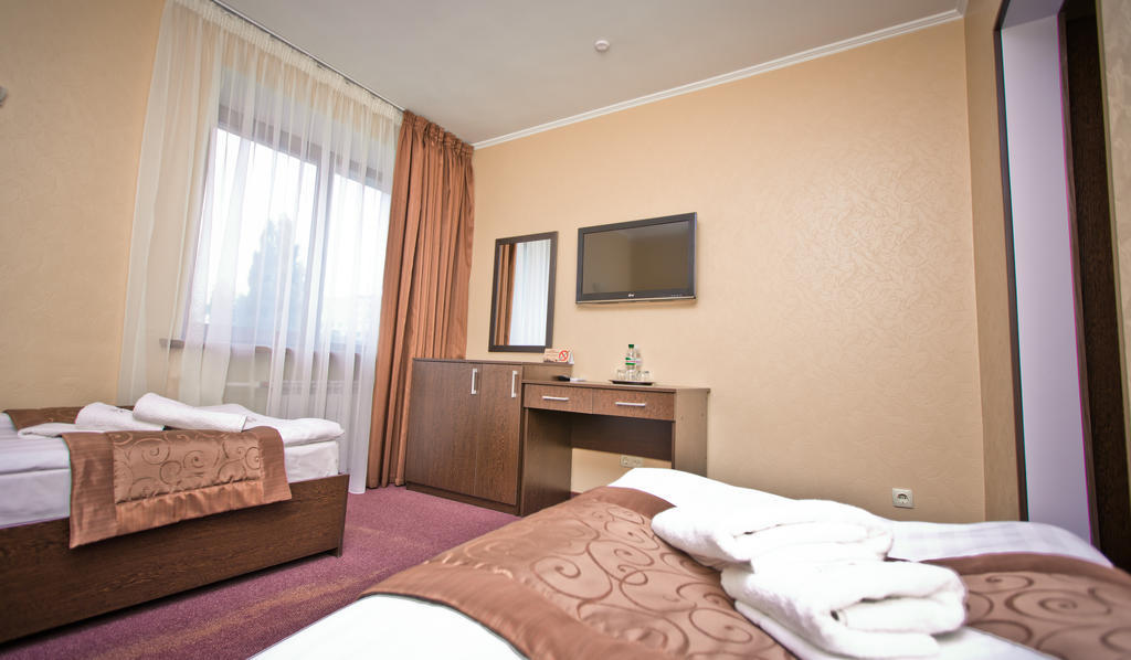 Grand Sport Hotel Brovary Rom bilde