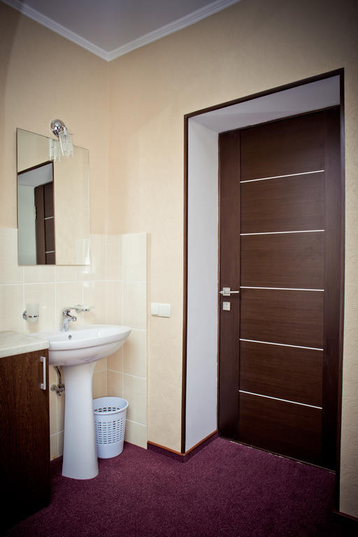 Grand Sport Hotel Brovary Rom bilde