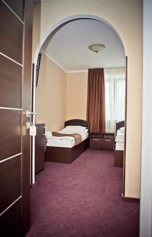 Grand Sport Hotel Brovary Rom bilde